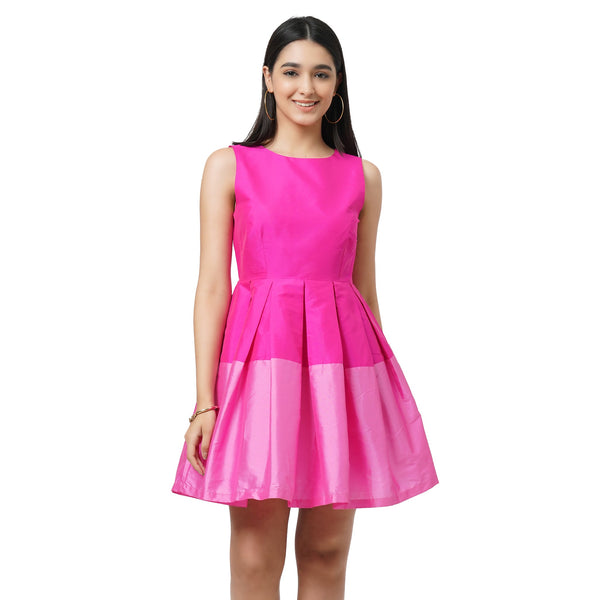 KF pink pleated sleeveless Dress